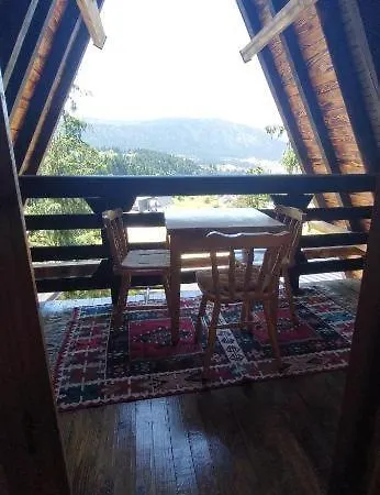 Vikendica A * Vlasic